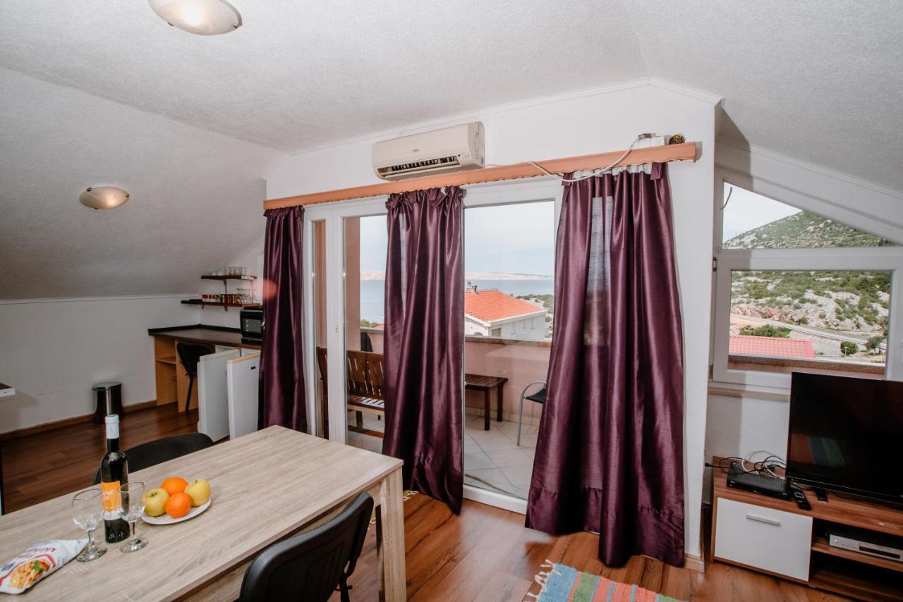 דירות קרלובג Apartmens Leona מראה חיצוני תמונה