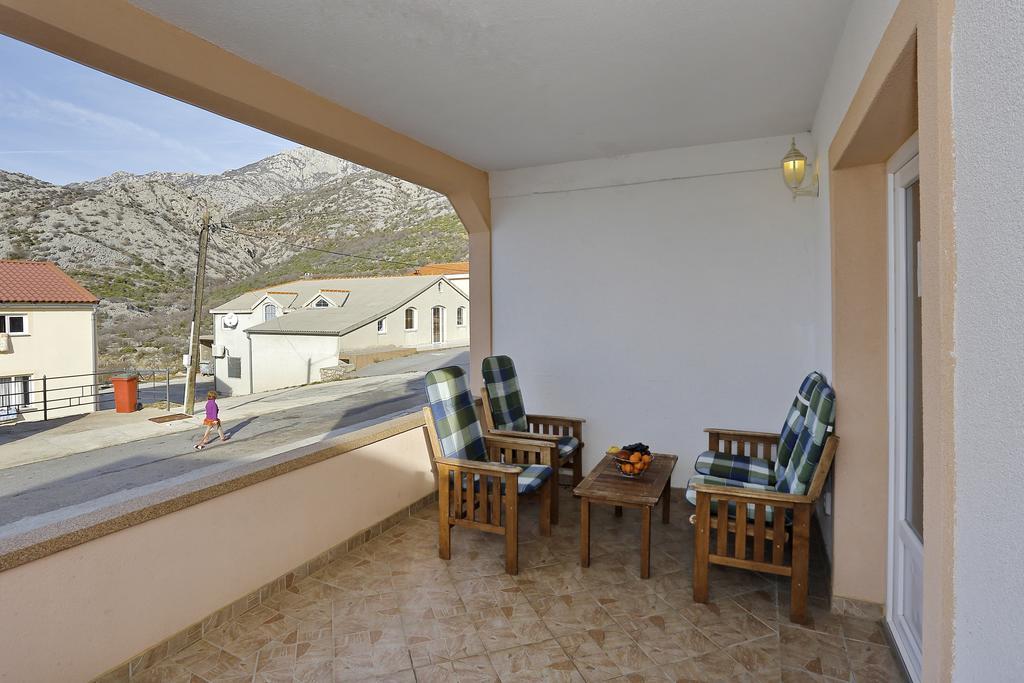 דירות קרלובג Apartmens Leona מראה חיצוני תמונה